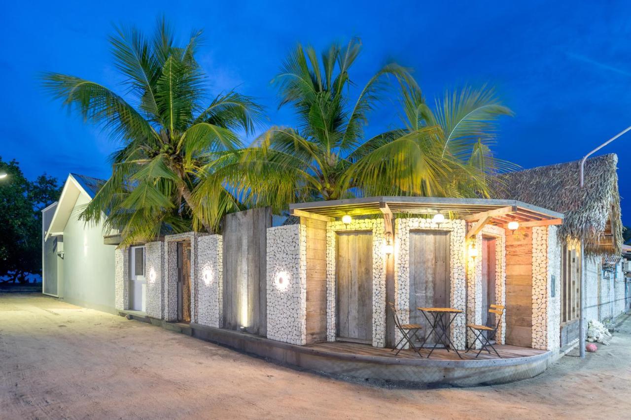 Brickwood Rasdhoo- Beach Front Kültér fotó